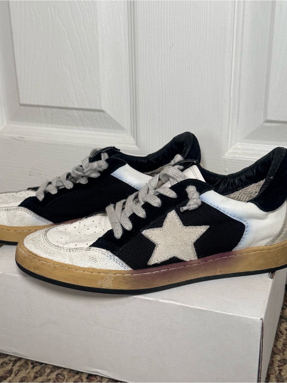 Vintage Havana Black and White Star Accent Sneakers